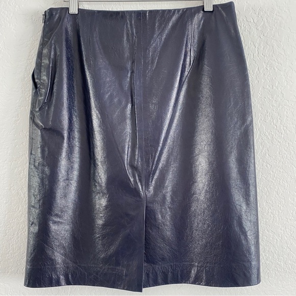 Theory navy leather pencil skirt - Picture 4 of 9